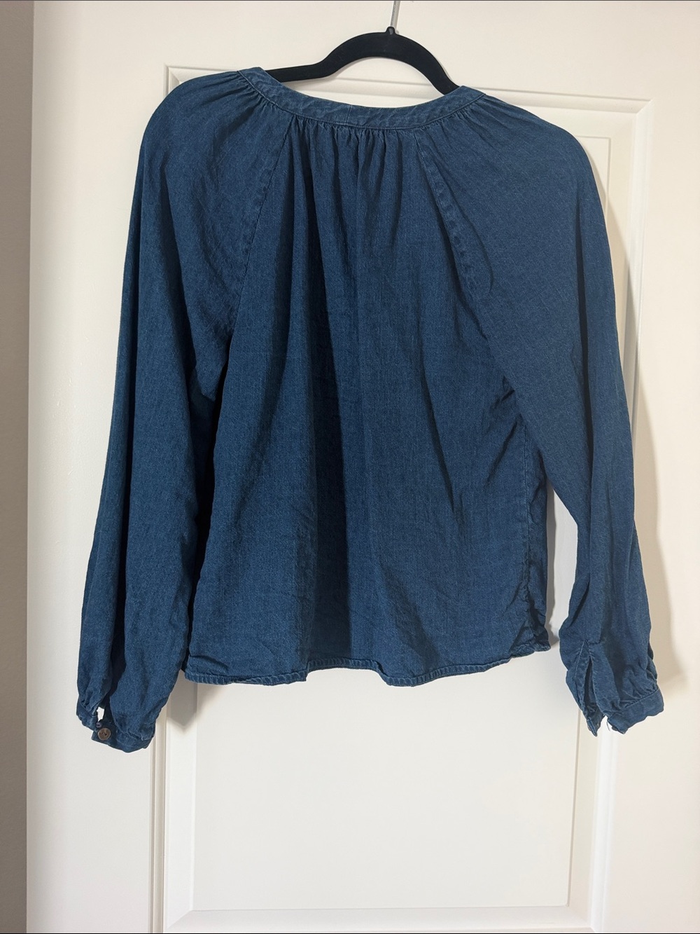 Faherty Indigo Button-Front Peasant Shirt - Picture 2 of 10